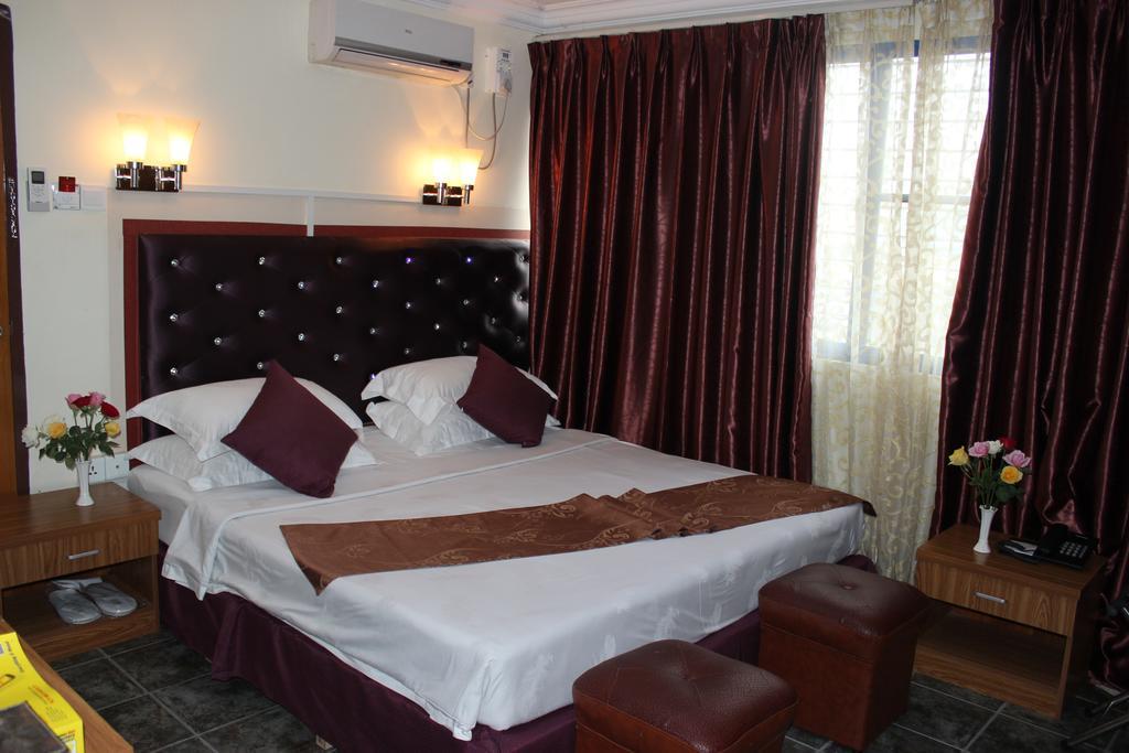 Yangon Good Time Hotel Екстер'єр фото