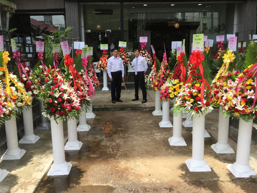 Yangon Good Time Hotel Екстер'єр фото